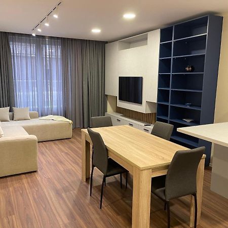 Ale Investa Hospitality Apartamento Tirana Exterior foto