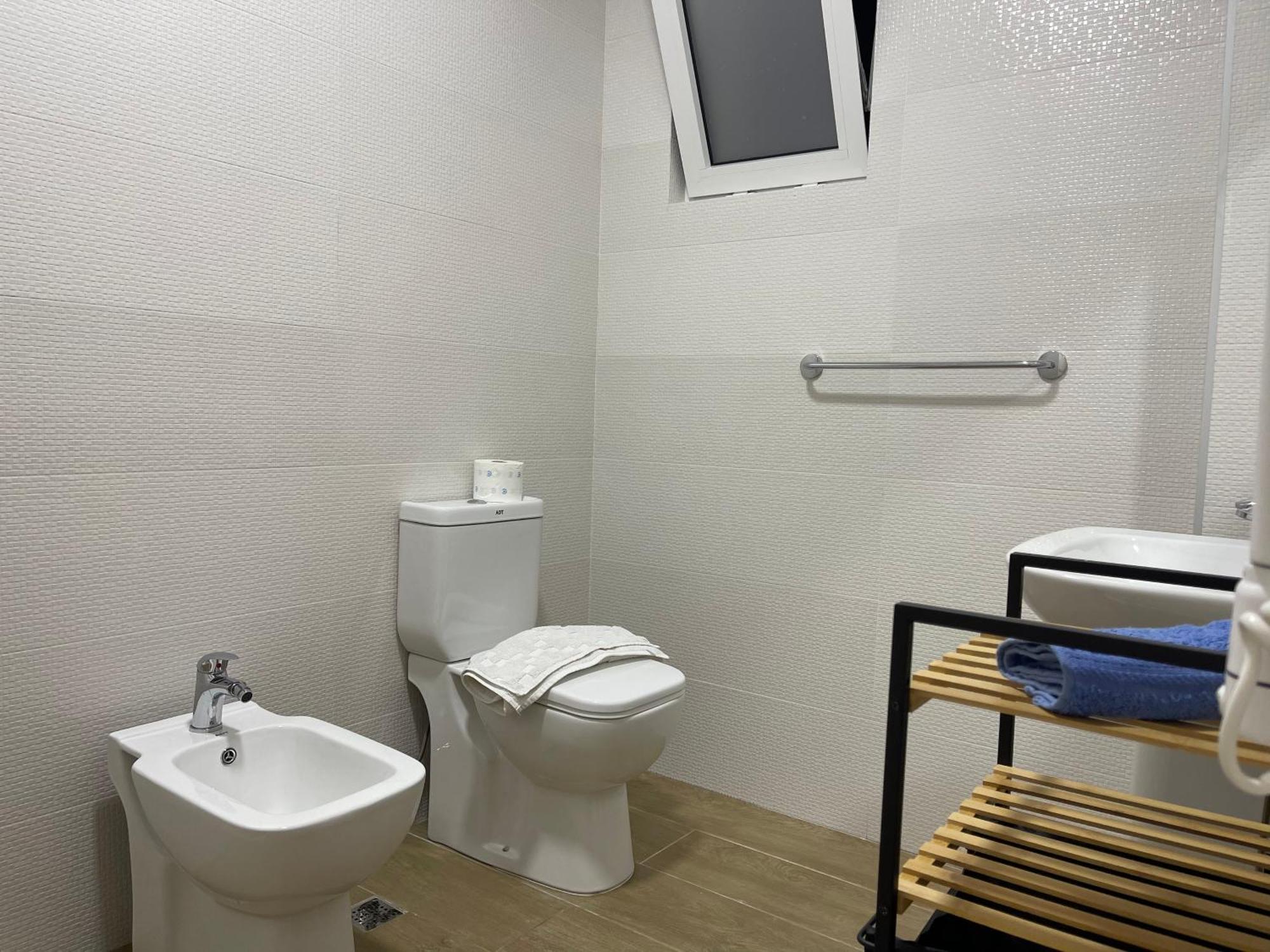 Ale Investa Hospitality Apartamento Tirana Exterior foto